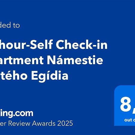 24 Hour-Self Check-In Apartment Namestie Svaeteho Egidia Poprad Luaran gambar