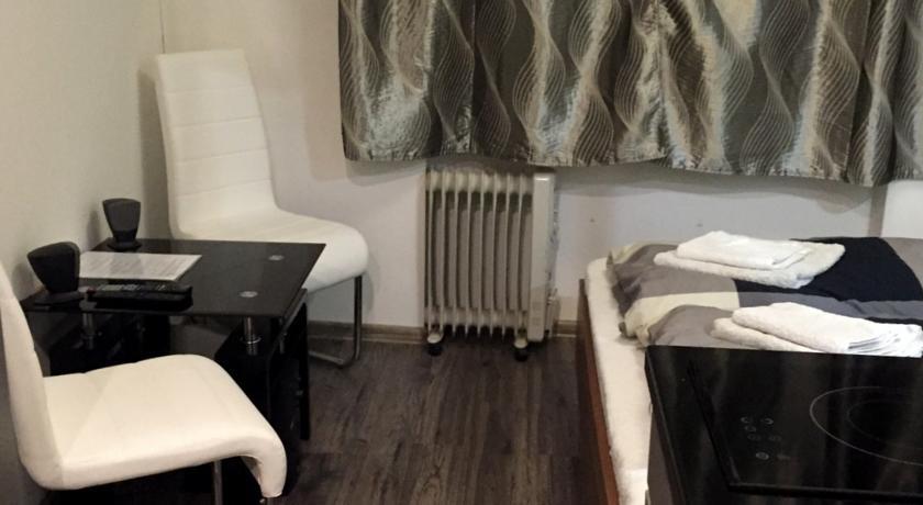 24 Hour-Self Check-In Apartment Namestie Svaeteho Egidia Poprad Bilik gambar